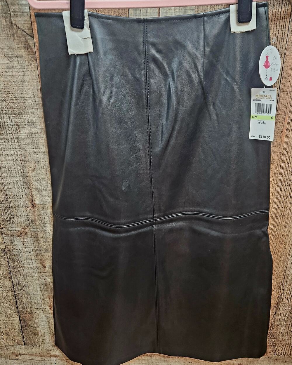 Women's leather skirt